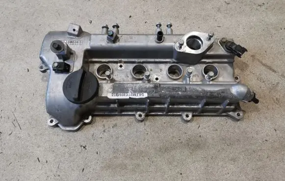Rocker cam cover