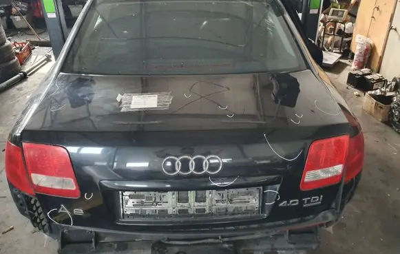Audi A8 S8 D3 4E Tailgate/trunk/boot lid LZ9W