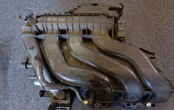 Renault Twingo III Intake manifold 114656 140034490R 140034499E