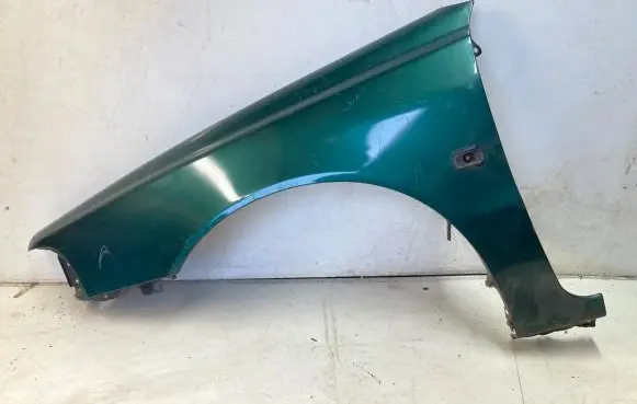Volvo S40, V40 Fender