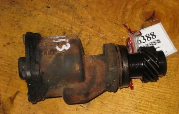 Volkswagen PASSAT B3 Vacuum pump