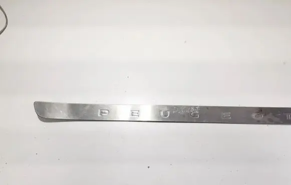Peugeot RCZ Front sill trim cover