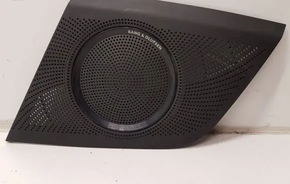 Side speaker trim/cover