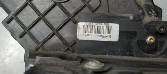 Ford Focus C-MAX Front door lock 3M5AR21813ER