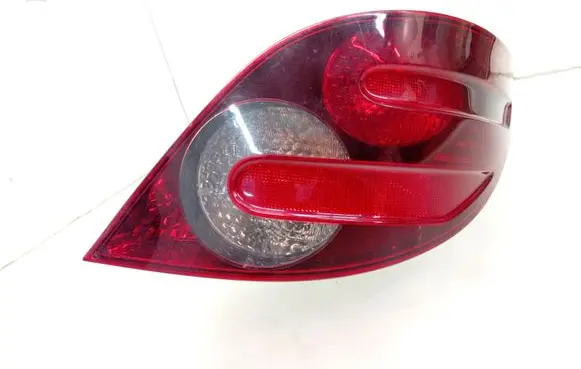 Mercedes-Benz R W251 Rear/tail lights A2518201664