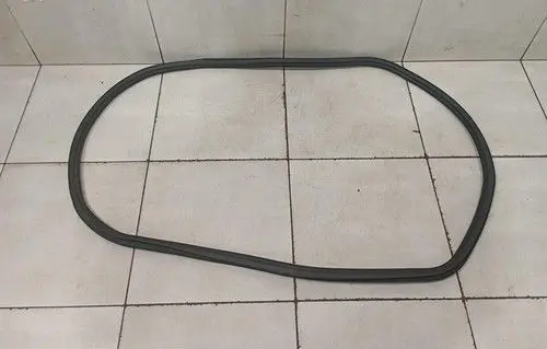 BMW M8 F93 Gran Coupe Rubber seal front coupe door window 51368739179