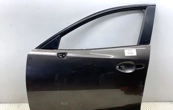 Mazda 3 II Front door 