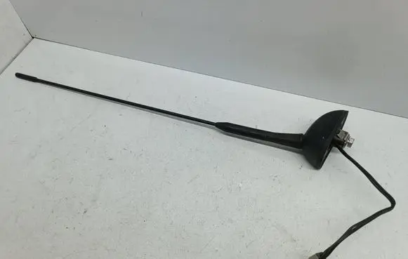 Nissan Note (E11) Radio antenna B892623 2218