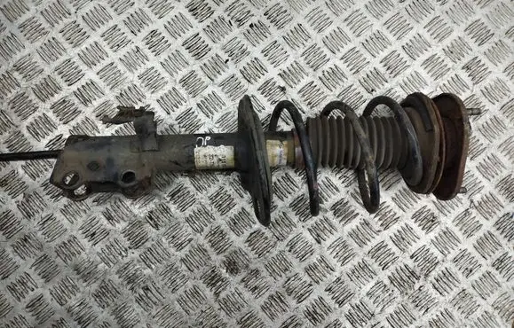 Toyota Auris E180 Front shock absorber/damper 315013 32T50A