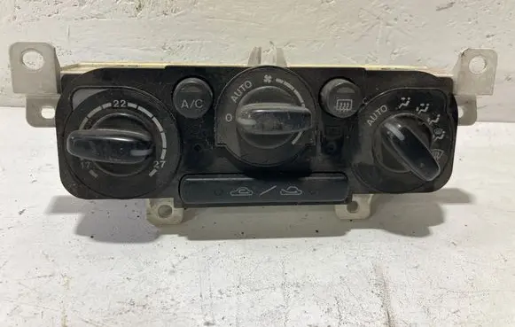 Mazda 323 F Interior fan control switch FBN4J 2120