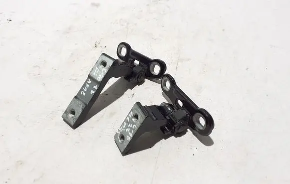 Volvo C40 Rear door upper hinge 31457095