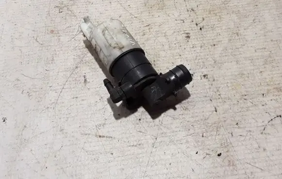Opel Vivaro Windscreen/windshield washer pump 8200057015