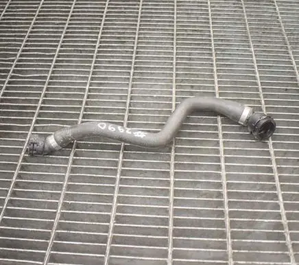 BMW 4 F32 F33 Engine coolant pipe/hose 7596841