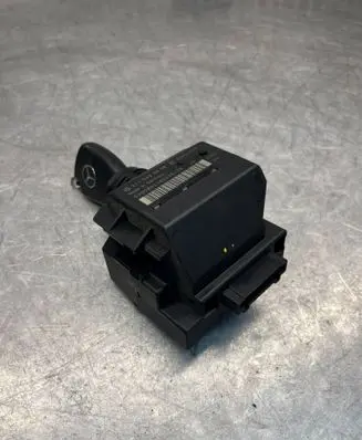 Mercedes-Benz E W211 Ignition lock 2115450608 33002203 9000892180206158