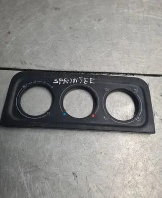 Mercedes-Benz Sprinter W901 W902 W903 W904 Climate control/heater control trim 1H6819075