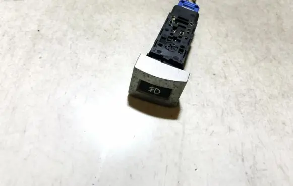 Fog light switch