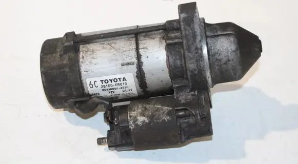 Toyota Avensis T250 Starter motor 281000R010