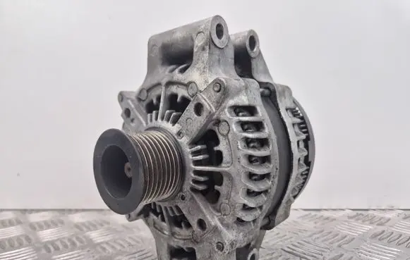 BMW X5 E70 Generator/alternator 7591529