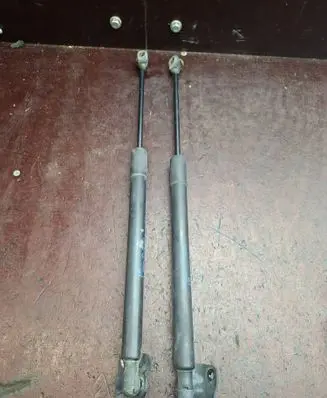 Opel Zafira C Tailgate/trunk strut/damper 13387067 3138130660N 315005777