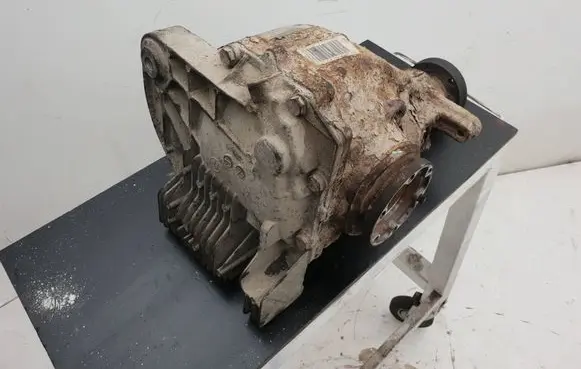 BMW 7 E65 E66 Rear differential 7532049 EAF56S281 900610180940000