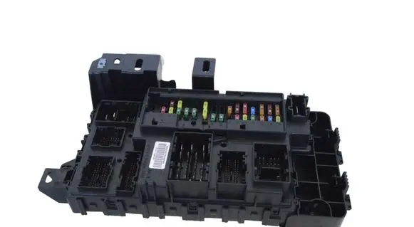Ford Mustang VI Fuse box set HR3T15604HF