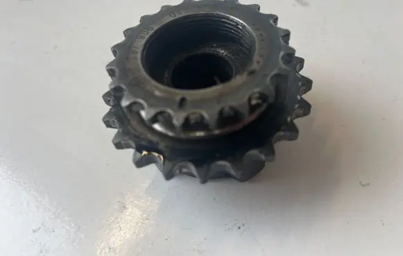 BMW 3 E46 Timing chain sprocket 7797906 0610000
