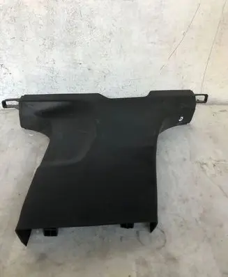 Volvo XC40 (B) pillar trim (bottom) 31457497