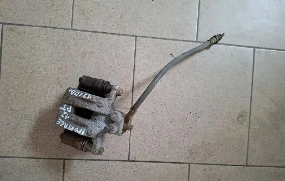 KIA Sportage Rear brake caliper