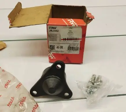Mercedes-Benz 250 280 C CE W114 Front ball joint 1153330827 A1153330827 JBJ342