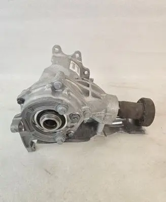 Volvo XC40 Gearbox transfer box case 32240714