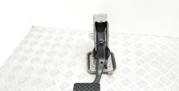 Skoda Octavia Mk2 (1Z) Brake pedal 1K1723057AL