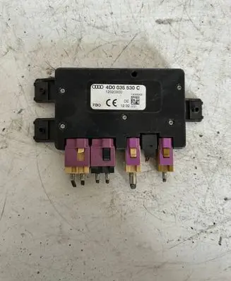 Audi A6 S6 C5 4B Antenna control unit 4d0035530c