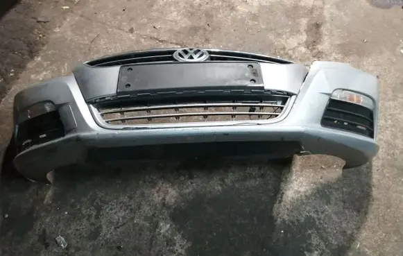 Volkswagen PASSAT CC Front bumper