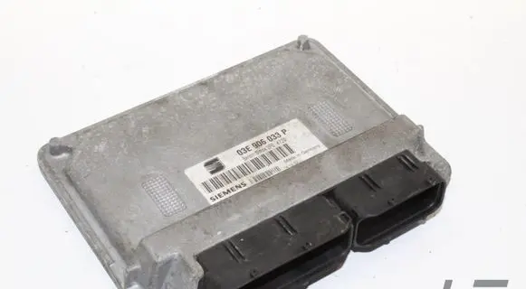 Volkswagen Polo Engine control unit/module 03E906033P