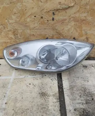Opel Movano B Headlight/headlamp 17064604 17064602 DR01TE