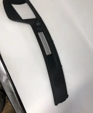 Nissan Qashqai J12 Dashboard center trim panel 683106ut1a
