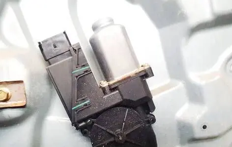 Front door window regulator motor