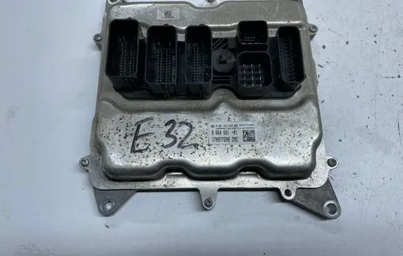 BMW 4 F32 F33 Engine control unit/module 8664661