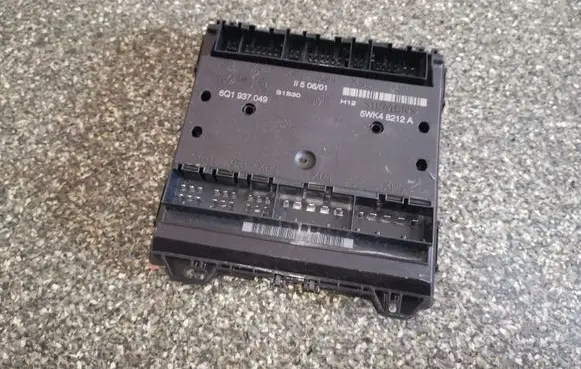 Volkswagen Polo IV 9N3 Comfort/convenience module 6Q1937049