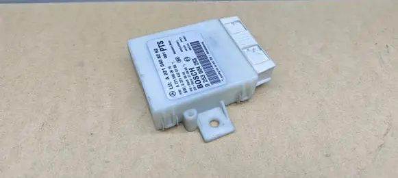 Mercedes-Benz S W221 Parking PDC control unit/module A2215408262