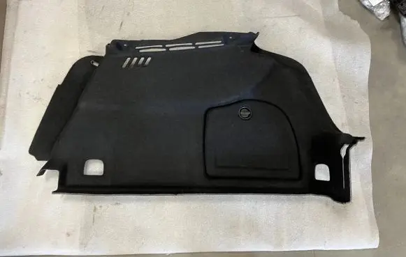 Audi A3 S3 8V Trunk/boot lower side trim panel 8V5863888K