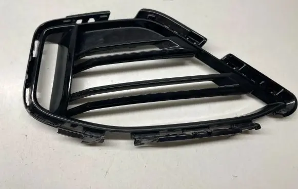 Front bumper lower grill
