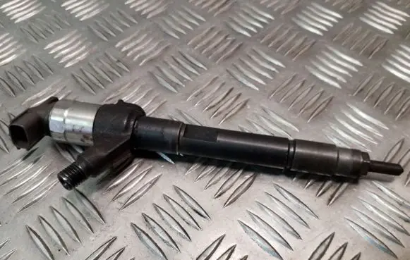 Mitsubishi ASX Fuel injector 1465A323