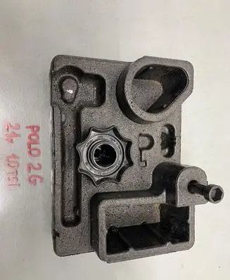 Volkswagen Polo VI Spare wheel bolt 2G0012115S