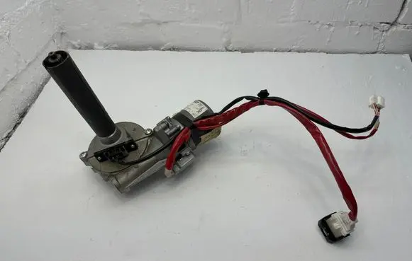 Toyota Avensis T270 Electric power steering pump 4525005691 SPW53130