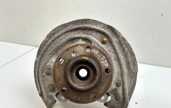 BMW 1 F20 F21 Front wheel hub 19878810