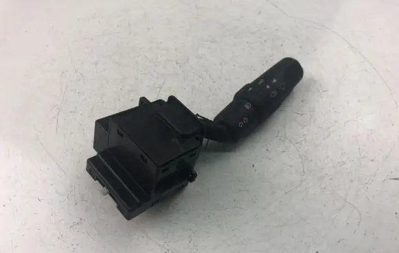 Mazda 3 I Indicator stalk 17D682