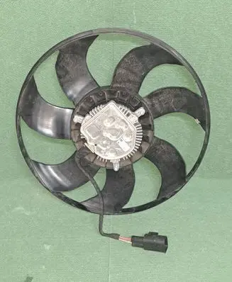 Mini Cooper Countryman F60 Radiator cooling fan shroud 17427617610