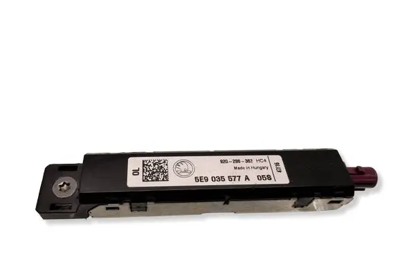 Skoda Octavia Mk3 (5E) Aerial antenna amplifier 5E9035577A