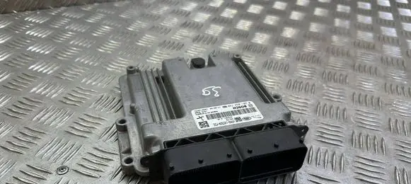 Jaguar F-Pace Engine control unit/module H7A312C520FDC 0281034746
